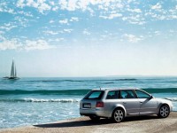 Audi_S6_avant_desktop_wallpapers_1024x768_4.jpg